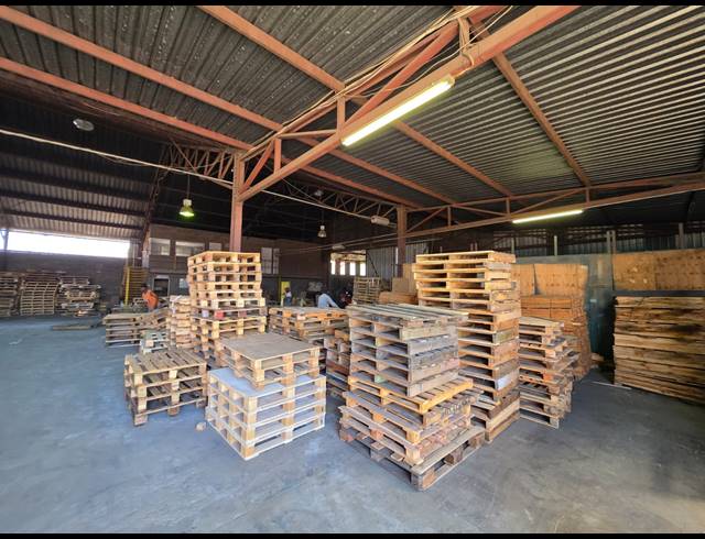 4,108M² WAREHOUSE TO LET IN ALRODE